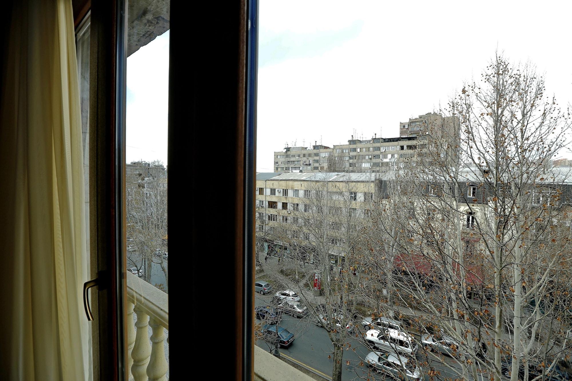 My Hotel Jerevan Eksteriør bilde
